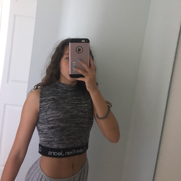 Calvin Klein Tops - Calvin Klein crop top